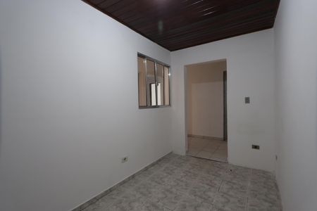 Sala de casa para alugar com 2 quartos, 70m² em Parque Santa Madalena, São Paulo