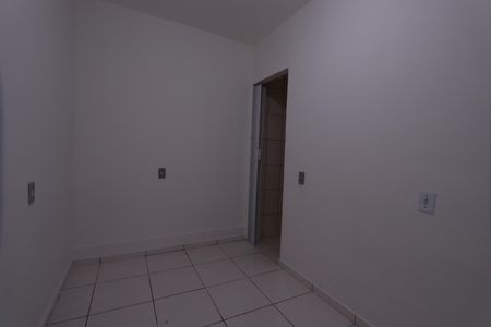 Quarto 1 de casa para alugar com 2 quartos, 70m² em Parque Santa Madalena, São Paulo