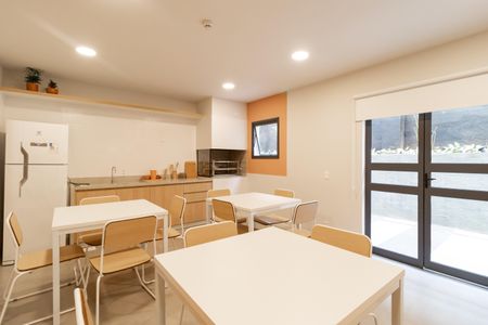 Apartamento para alugar com 24m², 1 quarto e sem vaga Apartamento para alugar com 24m², 1 quarto e sem vagaÁrea comum - Churrasqueira