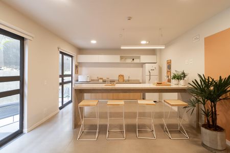 Apartamento para alugar com 24m², 1 quarto e sem vaga Apartamento para alugar com 24m², 1 quarto e sem vagaÁrea comum - Salão de festas