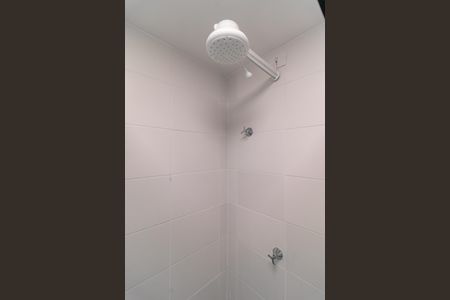 Banheiro de apartamento para alugar com 1 quarto, 24m² em Barra Funda, São Paulo