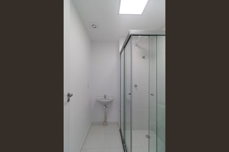 Banheiro de apartamento para alugar com 1 quarto, 24m² em Barra Funda, São Paulo