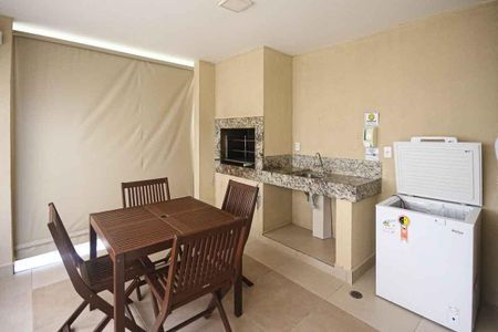 Apartamento para alugar com 32m², 2 quartos e sem vagaÁrea comum - Churrasqueira