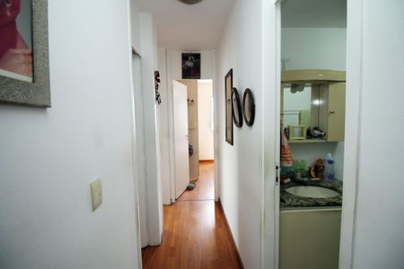 Sala - Corredor de apartamento à venda com 3 quartos, 70m² em Vila da Penha, Rio de Janeiro
