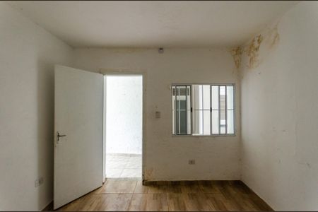 Sala de casa para alugar com 3 quartos, 100m² em Vila Mangalot, São Paulo