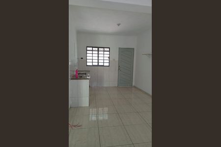 Varanda de casa de condomínio para alugar com 3 quartos, 110m² em Vila Mangalot, São Paulo