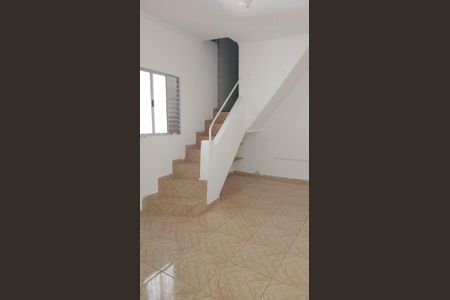 Banheiro de casa de condomínio para alugar com 3 quartos, 110m² em Vila Mangalot, São Paulo