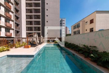 Studio à venda com 25m², 1 quarto e sem vaga Studio à venda com 25m², 1 quarto e sem vagaÁrea comum - Piscina
