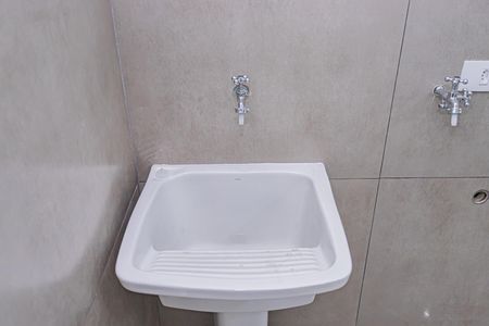 Sala, cozinha e área de serviço de apartamento para alugar com 1 quarto, 32m² em Brasilândia, São Paulo