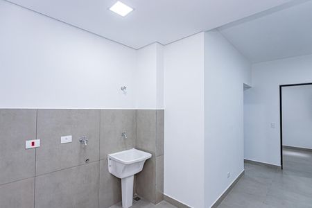 Sala, cozinha e área de serviço de apartamento para alugar com 1 quarto, 32m² em Brasilândia, São Paulo