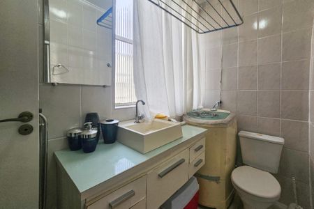 Apartamento para alugar com 80m², 2 quartos e 1 vagaBanheiro Social