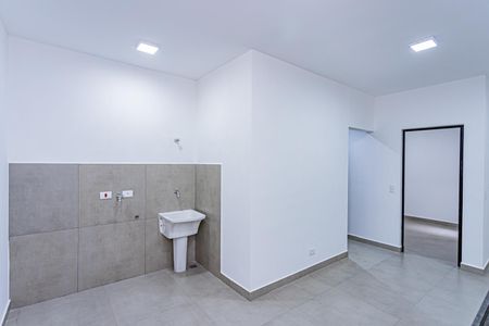 Sala, cozinha e área de serviço de apartamento para alugar com 1 quarto, 32m² em Brasilândia, São Paulo