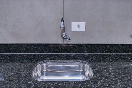 Sala, cozinha e área de serviço de apartamento para alugar com 1 quarto, 32m² em Brasilândia, São Paulo