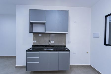 Sala, cozinha e área de serviço de apartamento para alugar com 1 quarto, 32m² em Brasilândia, São Paulo