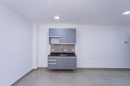 Sala, cozinha e área de serviço de apartamento para alugar com 1 quarto, 32m² em Brasilândia, São Paulo