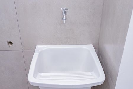 Sala, cozinha e área de serviço de apartamento para alugar com 1 quarto, 32m² em Brasilândia, São Paulo