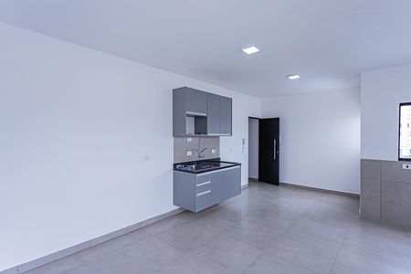 Sala, cozinha e área de serviço de apartamento para alugar com 1 quarto, 32m² em Brasilândia, São Paulo