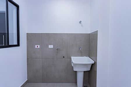 Sala, cozinha e área de serviço de apartamento para alugar com 1 quarto, 32m² em Brasilândia, São Paulo