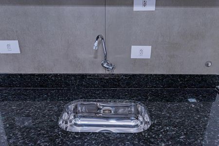 Sala, cozinha e área de serviço de apartamento para alugar com 1 quarto, 32m² em Brasilândia, São Paulo