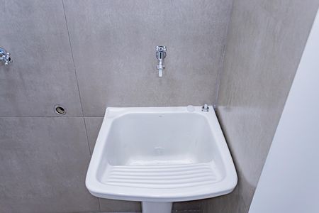 Sala, cozinha e área de serviço de apartamento para alugar com 1 quarto, 32m² em Brasilândia, São Paulo