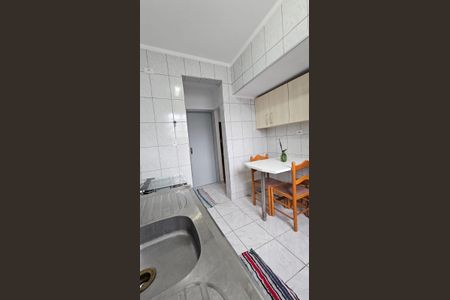 Cozinha de apartamento para alugar com 1 quarto, 48m² em Ponta da Praia, Santos