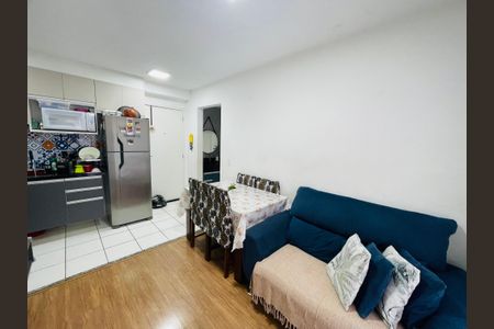 Sala de apartamento para alugar com 2 quartos, 40m² em Jardim Adriana, Guarulhos