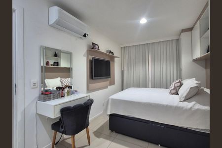 Apartamento à venda com 115m², 3 quartos e 2 vagas Apartamento à venda com 115m², 3 quartos e 2 vagasSuite