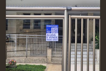 Apartamento à venda com 115m², 3 quartos e 2 vagas Apartamento à venda com 115m², 3 quartos e 2 vagasPlaca