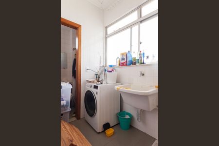 Apartamento à venda com 83m², 3 quartos e 2 vagas Apartamento à venda com 83m², 3 quartos e 2 vagasÁrea de Serviço