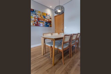 Apartamento à venda com 83m², 3 quartos e 2 vagas Apartamento à venda com 83m², 3 quartos e 2 vagasSala de Jantar