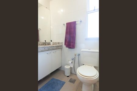 Apartamento à venda com 83m², 3 quartos e 2 vagas Apartamento à venda com 83m², 3 quartos e 2 vagasBanheiro da Suíte