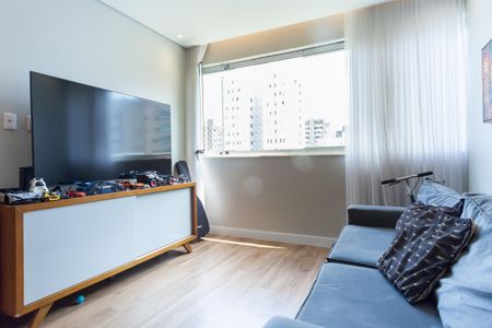 Apartamento à venda com 83m², 3 quartos e 2 vagas Apartamento à venda com 83m², 3 quartos e 2 vagasSala de TV