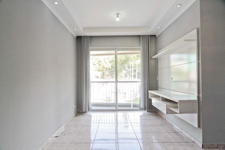 Sala de apartamento para alugar com 3 quartos, 70m² em Vila Albertina, São Paulo