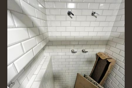 Apartamento para alugar com 63m², 2 quartos e 1 vaga Apartamento para alugar com 63m², 2 quartos e 1 vagaBanheiro