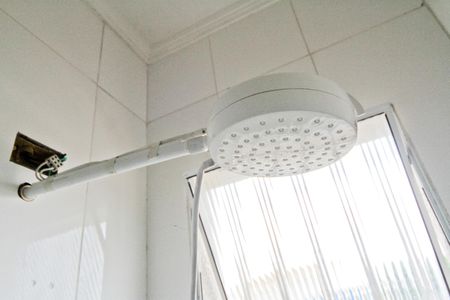 Casa de condomínio à venda com 87m², 2 quartos e 2 vagasBanheiro da Suíte 1