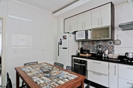 Casa de condomínio à venda com 87m², 2 quartos e 2 vagasCozinha