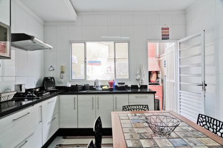 Casa de condomínio à venda com 87m², 2 quartos e 2 vagasCozinha