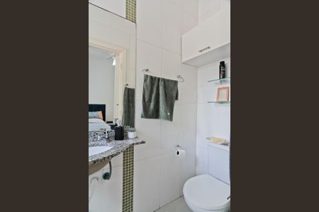 Casa de condomínio à venda com 87m², 2 quartos e 2 vagasBanheiro da Suíte 2