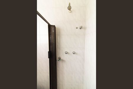 Casa à venda com 450m², 4 quartos e 15 vagas Casa à venda com 450m², 4 quartos e 15 vagasBanheiro