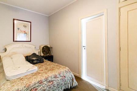 Casa à venda com 450m², 4 quartos e 15 vagas Casa à venda com 450m², 4 quartos e 15 vagasSuíte 2