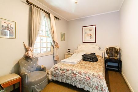 Casa à venda com 450m², 4 quartos e 15 vagas Casa à venda com 450m², 4 quartos e 15 vagasSuíte 2