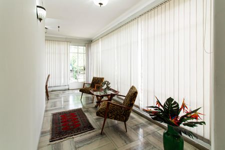 Casa à venda com 450m², 4 quartos e 15 vagas Casa à venda com 450m², 4 quartos e 15 vagasSala de Jantar 2