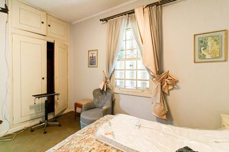 Casa à venda com 450m², 4 quartos e 15 vagas Casa à venda com 450m², 4 quartos e 15 vagasSuíte 2