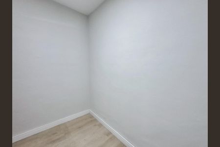 Quarto 1 de apartamento para alugar com 3 quartos, 57m² em Salgado Filho, Belo Horizonte