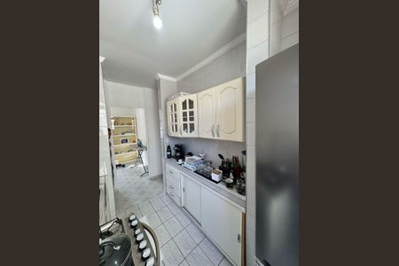 Cozinha de apartamento para alugar com 2 quartos, 55m² em Jardim Tranquilidade, Guarulhos