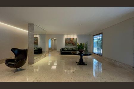 Apartamento à venda com 117m², 3 quartos e 2 vagas Apartamento à venda com 117m², 3 quartos e 2 vagasHall de entrada