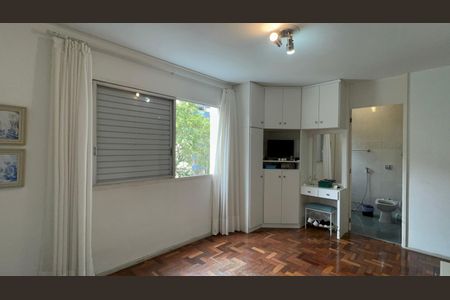 Apartamento à venda com 117m², 3 quartos e 2 vagas Apartamento à venda com 117m², 3 quartos e 2 vagasSuite