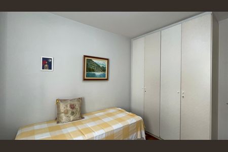 Apartamento à venda com 117m², 3 quartos e 2 vagas Apartamento à venda com 117m², 3 quartos e 2 vagasQuarto 2