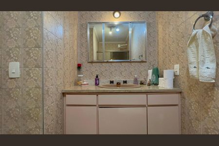 Apartamento à venda com 117m², 3 quartos e 2 vagas Apartamento à venda com 117m², 3 quartos e 2 vagasBanheiro