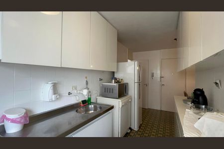 Apartamento à venda com 117m², 3 quartos e 2 vagas Apartamento à venda com 117m², 3 quartos e 2 vagasCozinha